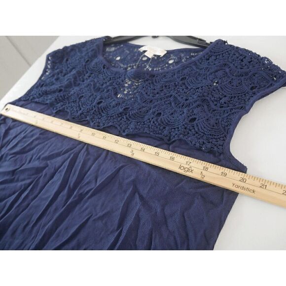 Suzanne Betro Women's Navy Lace Cap-Sleeve Top M - Picture 4 of 7